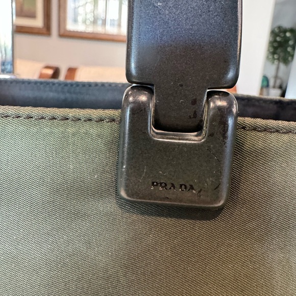 Authentic Prada tote bag - Picture 8 of 9